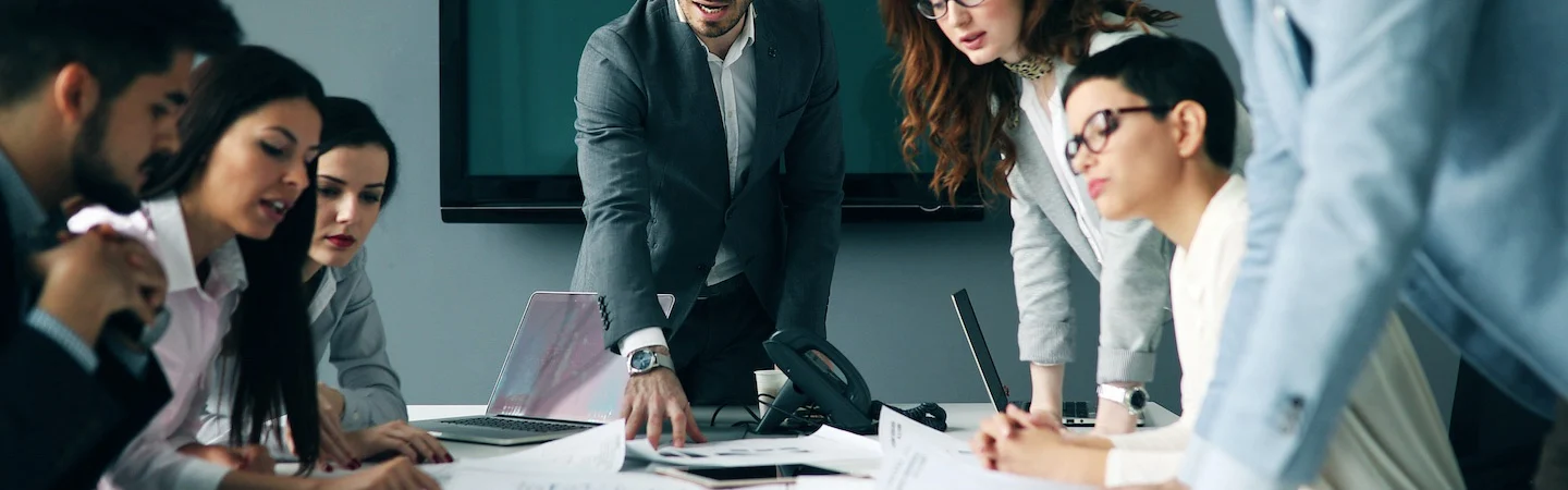 Learn the Difference: Leadership vs Management